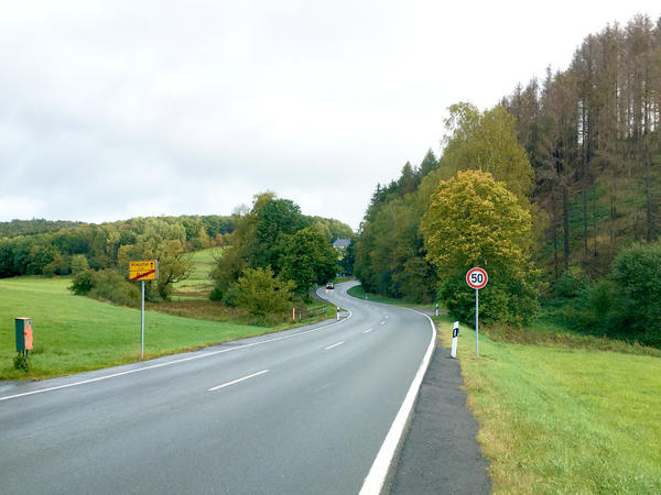 R�cksicht auf Fu�g�nger und Radfahrer