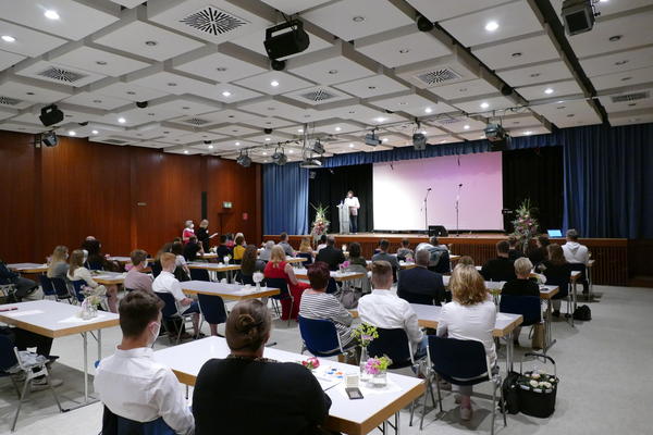 Gesamtschule Freudenberg - Verabschiedung der Abgangsklassen