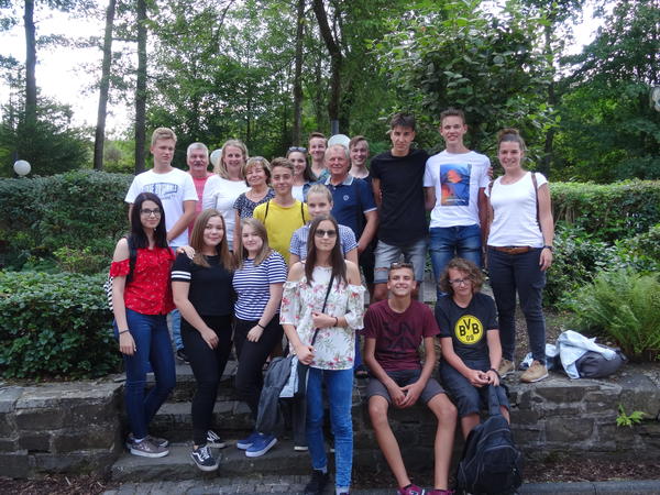 Jugendliche aus der Partnerstadt M&oacute;r zu Besuch in Freudenberg