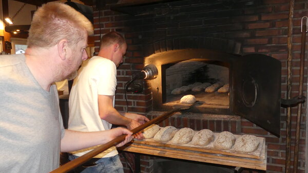 Brot einschiessen